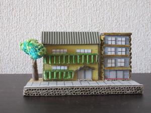 ダンボール