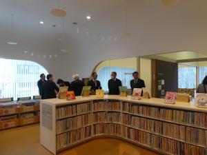 「武蔵野市視察の様子2」