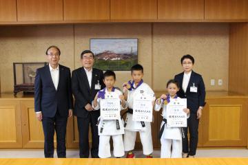 心華館空手道スポーツ少年団の選手の方々の画像